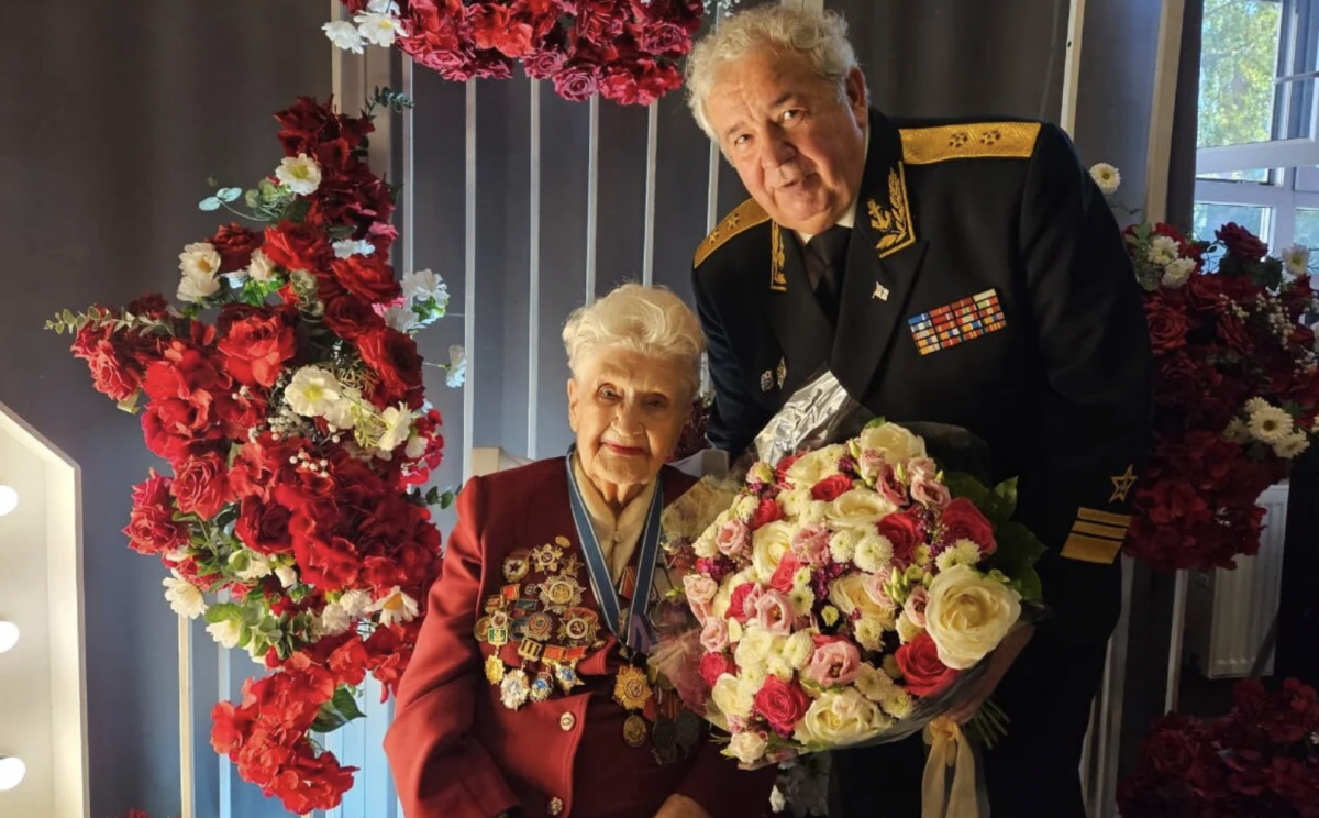 Ветеран Великой Отечественной войны отмечает 100-летие