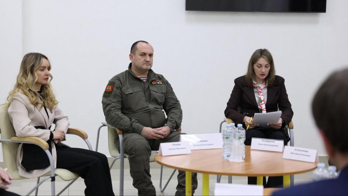 Удвоить стаж и поднять пенсии: Калинин озвучил новые инициативы на встрече 