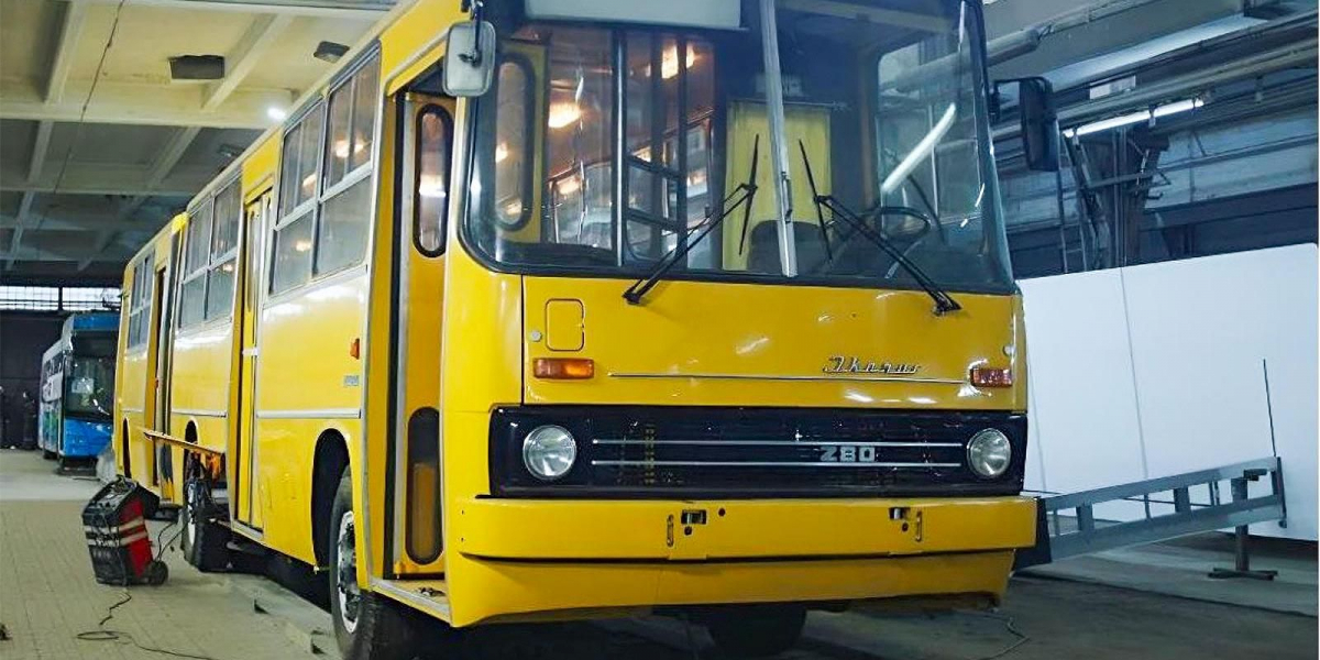 Музей транспорта Москвы завершил реставрацию легендарного автобуса 